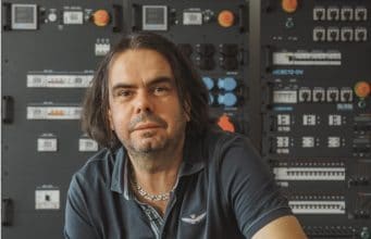 Človek za príbehom : Róbert Sloboda Robert Sloboda, SRS Group